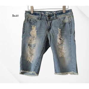 Ten25 Distressed Bermuda Denim Shorts 5/6 Light Wash Frayed Hem Y2K
